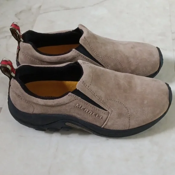 Merrell Women's Tan Suede Slip-On Loafers - Picture 2 of 8